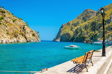 Amazing view on  bench, isthmus and clear sea view in small cosy
