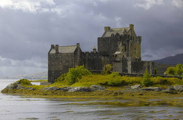 Eilean Donan Castle, Highlands, Scotland - 82982825