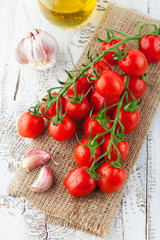 Fresh cherry tomatoes