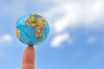 La Terra sulla punta di un dito