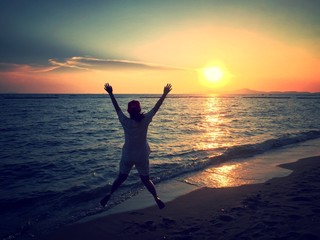 Fototapeta premium jump with sunset. 