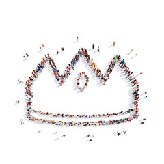  people in the shape of a crown.