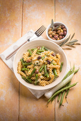 pasta with green beans and black olives