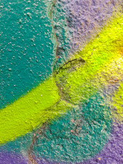 Grafitti an gebrochener Wand