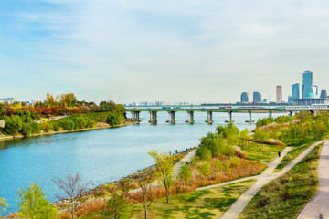 Fototapeta premium Skyline of Seoul and the Han River