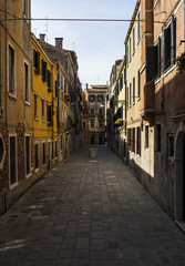 Fototapeta na wymiar Vicolo a Venezia 