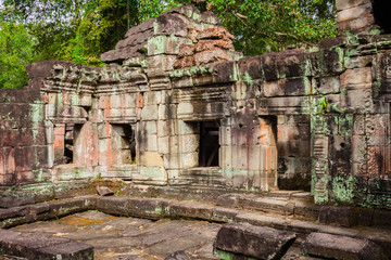 Fototapeta premium Ruins of Pra Khan Temple in Angkor Thom of Cambodia