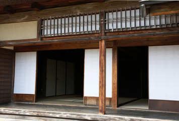 古民家の縁側からの風景