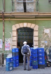The people on the streets of La Paz city.