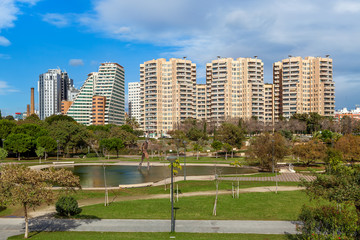 Obraz premium Turia park and modern buildings in Valencia, Spain.