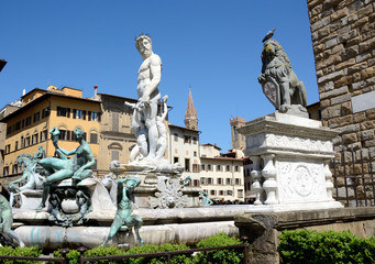 Fototapeta na wymiar Florence/Fountain of Neptune in Piazza della Signoria