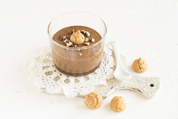 chocolate mousse with nuts 