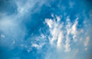 Fototapeta premium Beautiful sky with white clouds