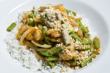 Thai green bean and meat stiry fry with rice