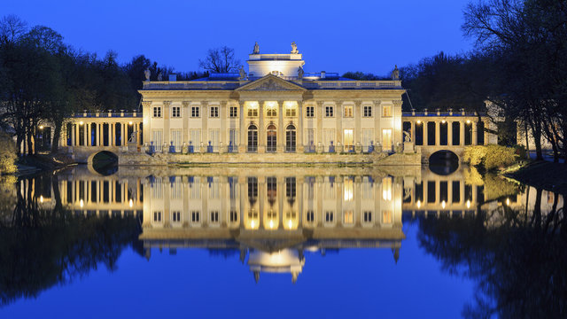 Royal Palace on the Water in Lazienki Park at night,Warsaw