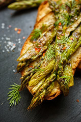 Bruschetta with grilled green asparagus