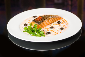 Fried fish with olives
