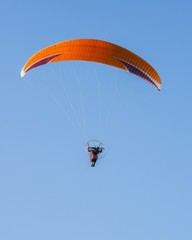 paragliding - portrait orientation