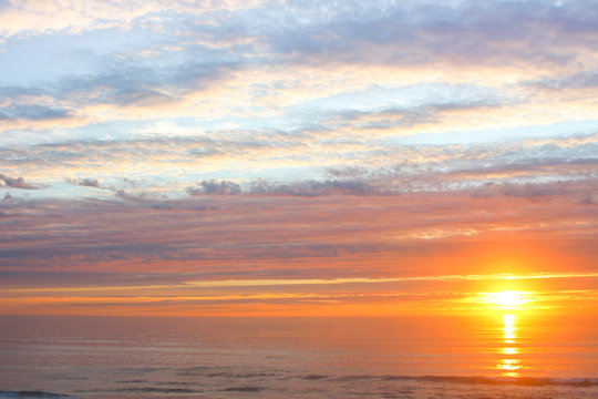 Vibrant Sunrise over the Pacific Ocean. La Selva Beach, Aptos, Santa Cruz County, California, USA.