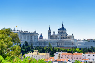 Fototapeta na wymiar Beautiful view of the Royal Palace of Madrid