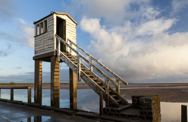 Obraz premium Safety Hut. Holy Island Cuaseway. Northumberland, England.