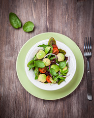 Spring mixed salad