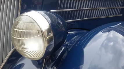 Car headlight