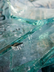 Bruchglas im Container