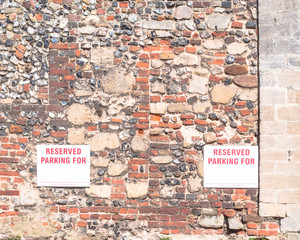 Naklejka premium Sign 'Reserved Parking For; with empty space for your text mount