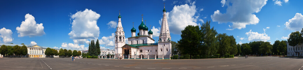 Fototapeta na wymiar Church of Elijah the Prophet at Yaroslavl in summer
