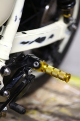 Motorcycle gear shifter