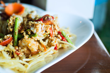 papaya salad with horse crab