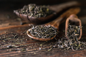 Dried green tea