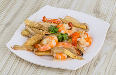 Shrimp and corn salad