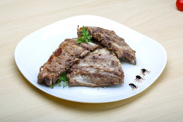 Roasted pork ribs
