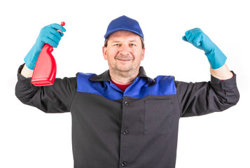Worker holding spray bottle.