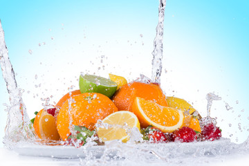 Fototapeta na wymiar Fruit with water splash