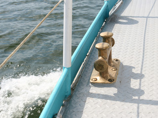 Ship's rigging, duck 2