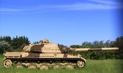 tank char guerre armée 