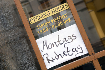 opening times / Monday Closing Day