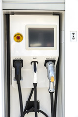 Filling station for electric cars © jordi2r