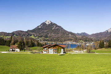 Fototapeta na wymiar Lake Fuschl with beautiful alps panorama
