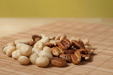 mix of nuts, para cashew brazil macadamian pecan