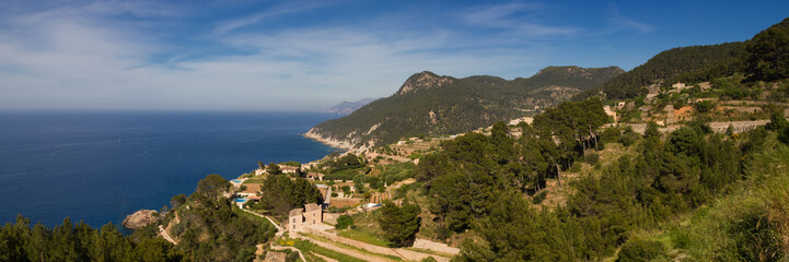 Fototapeta na wymiar Panorama of the west coast of Mallorca