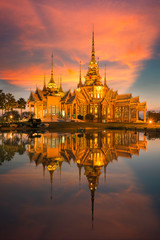 Wat none kum thai temple unseen - obrazy, fototapety, plakaty