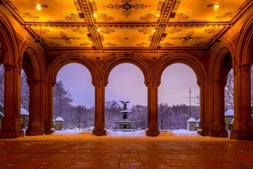 Bethesda Fountain in Central Park New York  after snow storm - obrazy, fototapety, plakaty
