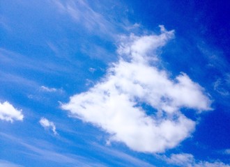Wolke in Schiffsform