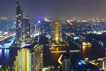 Fototapeta na wymiar Bangkok city at night