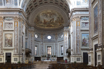 Fototapeta premium Mantua, inside the cathedral