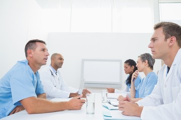 Fototapeta premium Team of doctors having a meeting